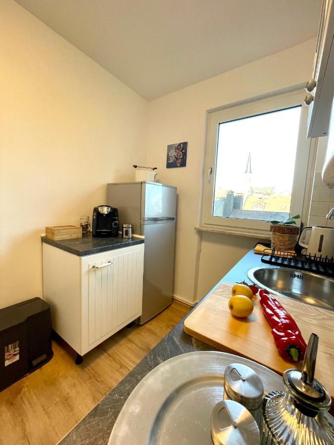 Downtown Apartment By Ninja Spaces - Kingsize-Bett, Kueche, Netflix, Terrasse Wuppertal Esterno foto