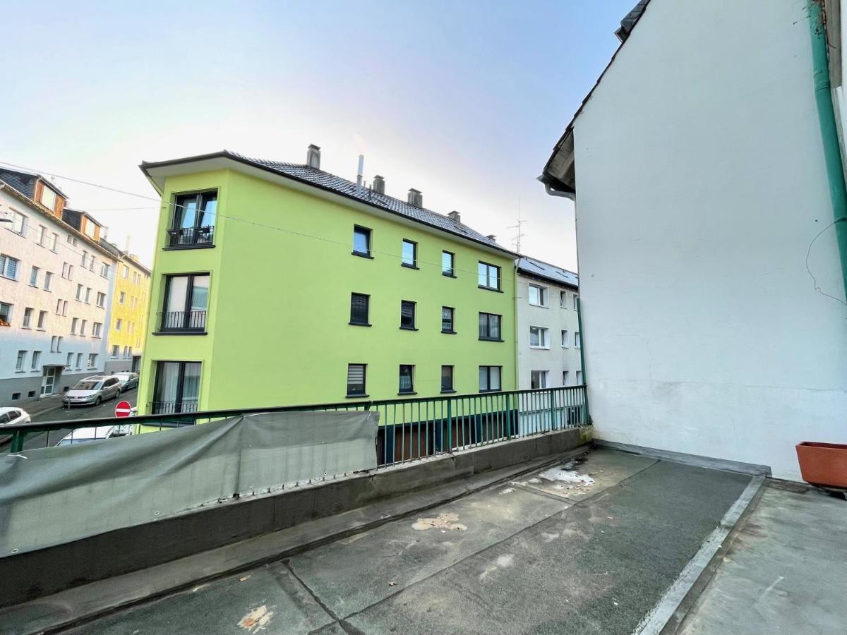 Downtown Apartment By Ninja Spaces - Kingsize-Bett, Kueche, Netflix, Terrasse Wuppertal Esterno foto