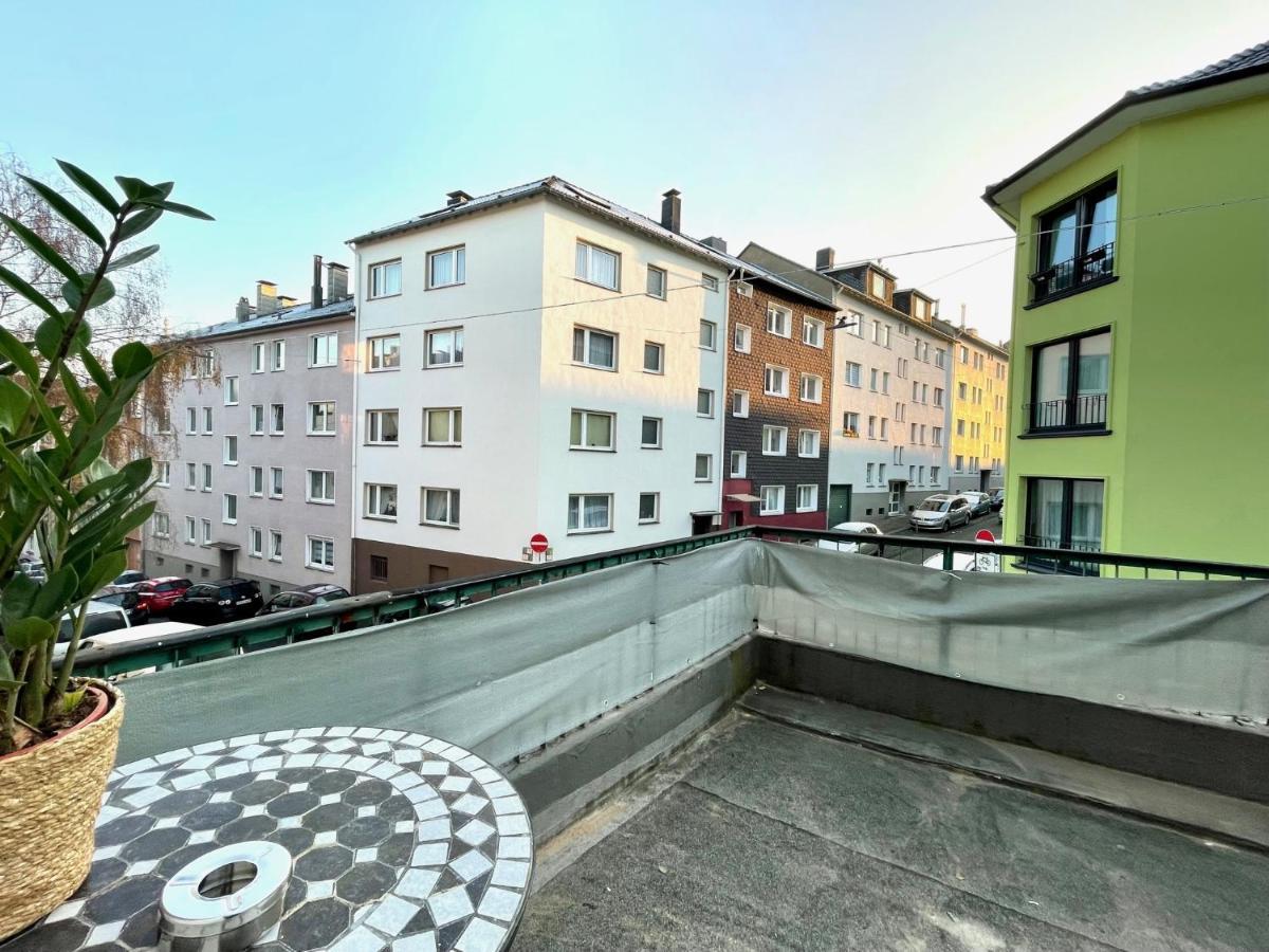 Downtown Apartment By Ninja Spaces - Kingsize-Bett, Kueche, Netflix, Terrasse Wuppertal Esterno foto